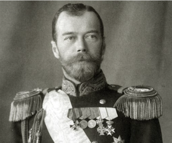 «Я взяла державу и скипетр в Свои руки»